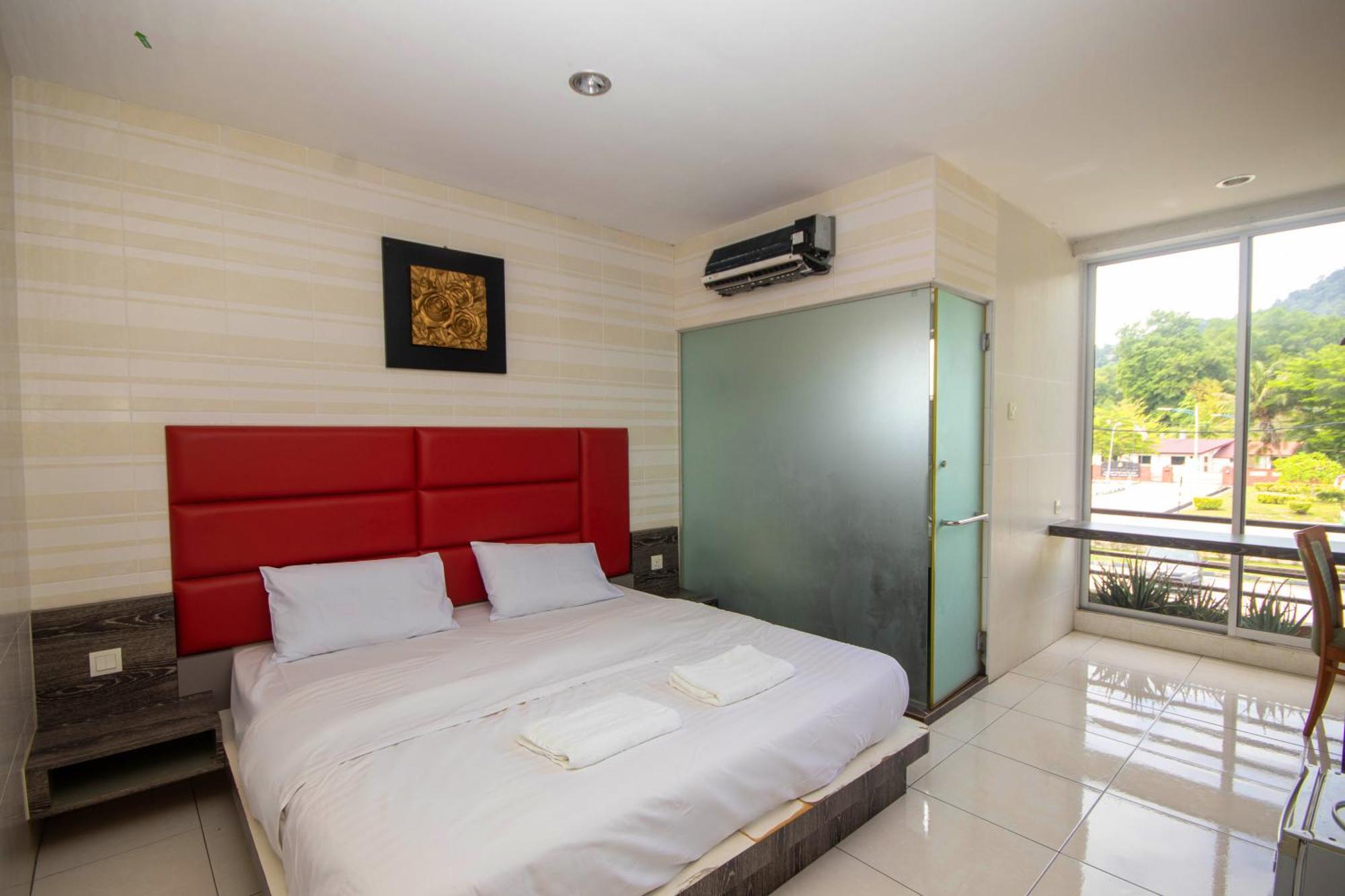 Jq Happy Lumut Hotel Kültér fotó